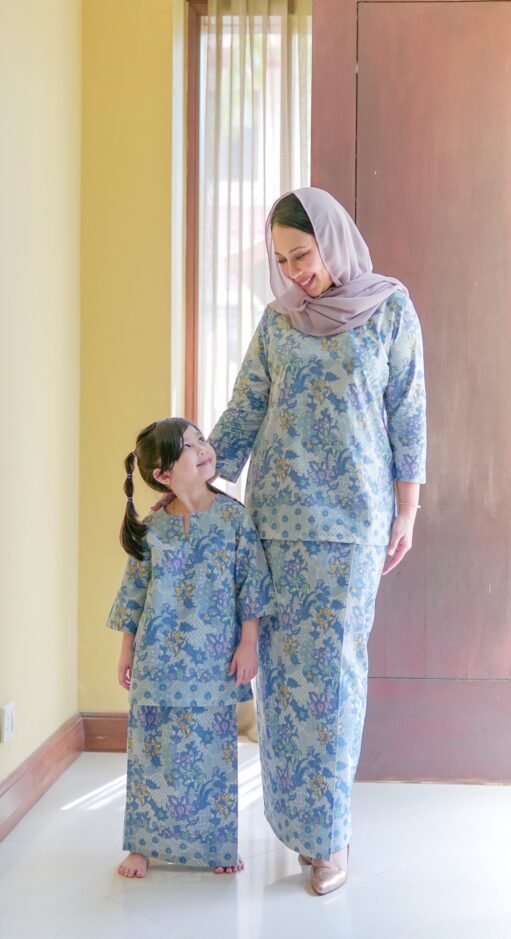 Dara Blue Mom & Daughter Set