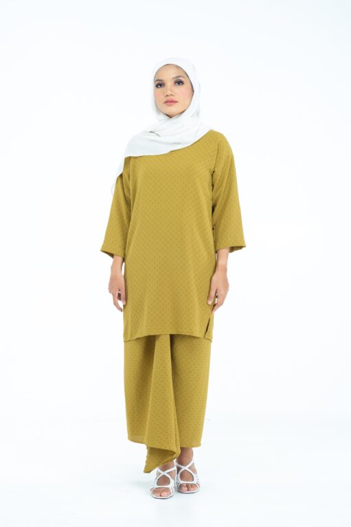 AZRMYELWFRONT AZURA MUSTARD YELLOW
