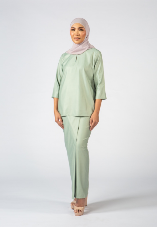 MINT GREEN