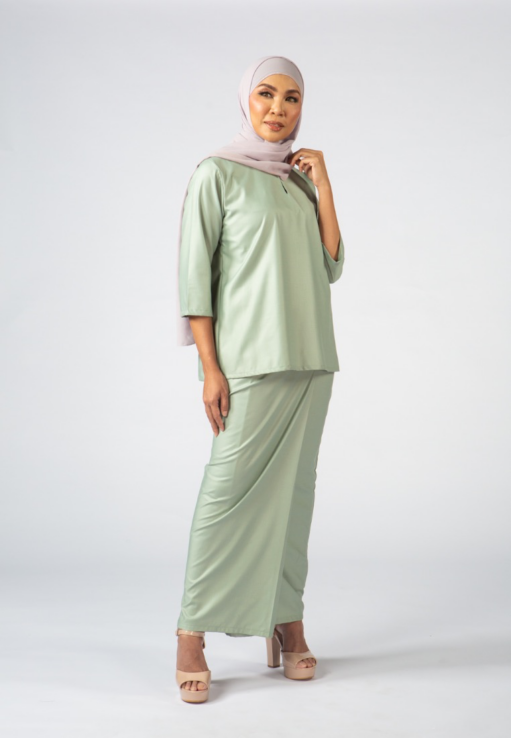 MINT GREEN