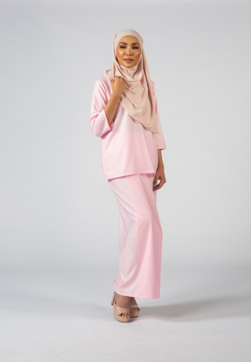 LIGHT PINK